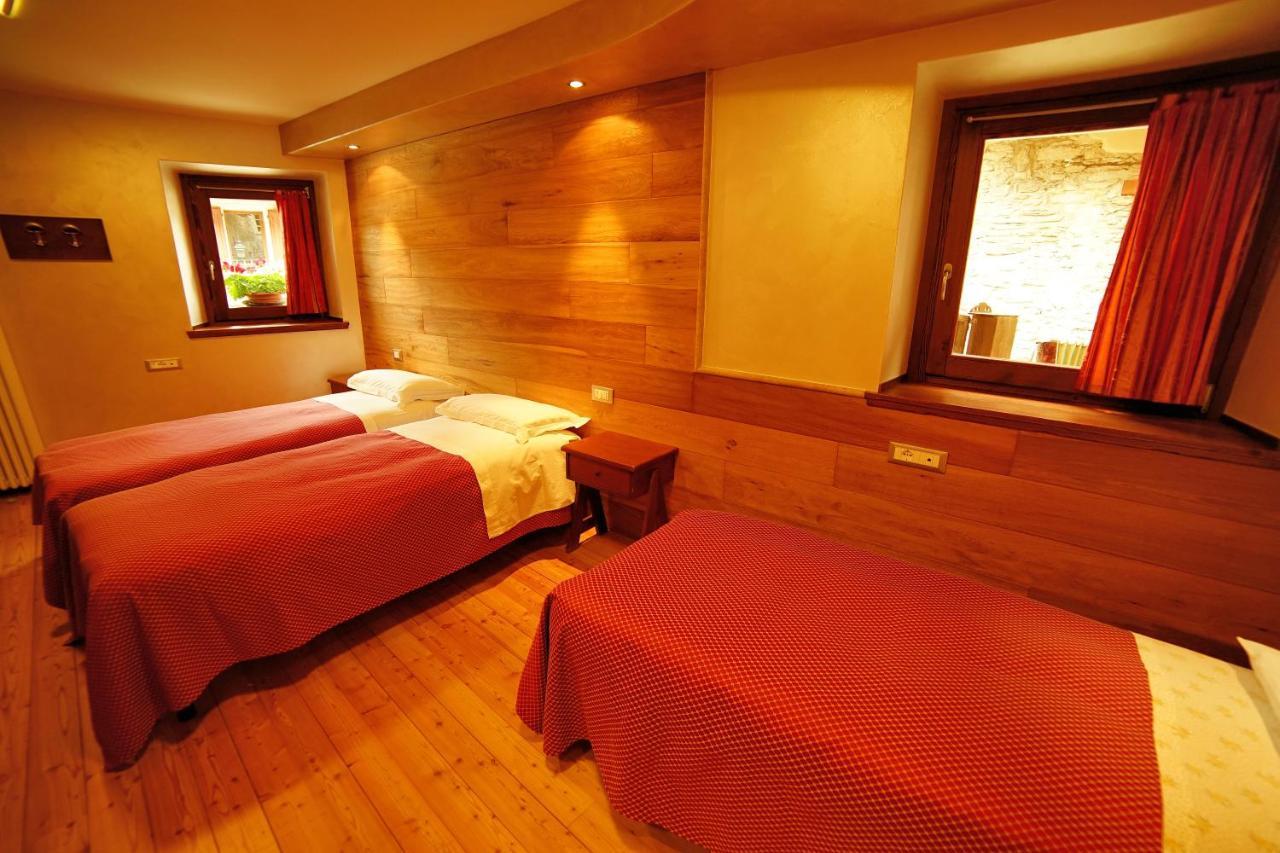 Pensione Albergo Diffuso Ceaglio Valle Maira Marmora Exterior foto
