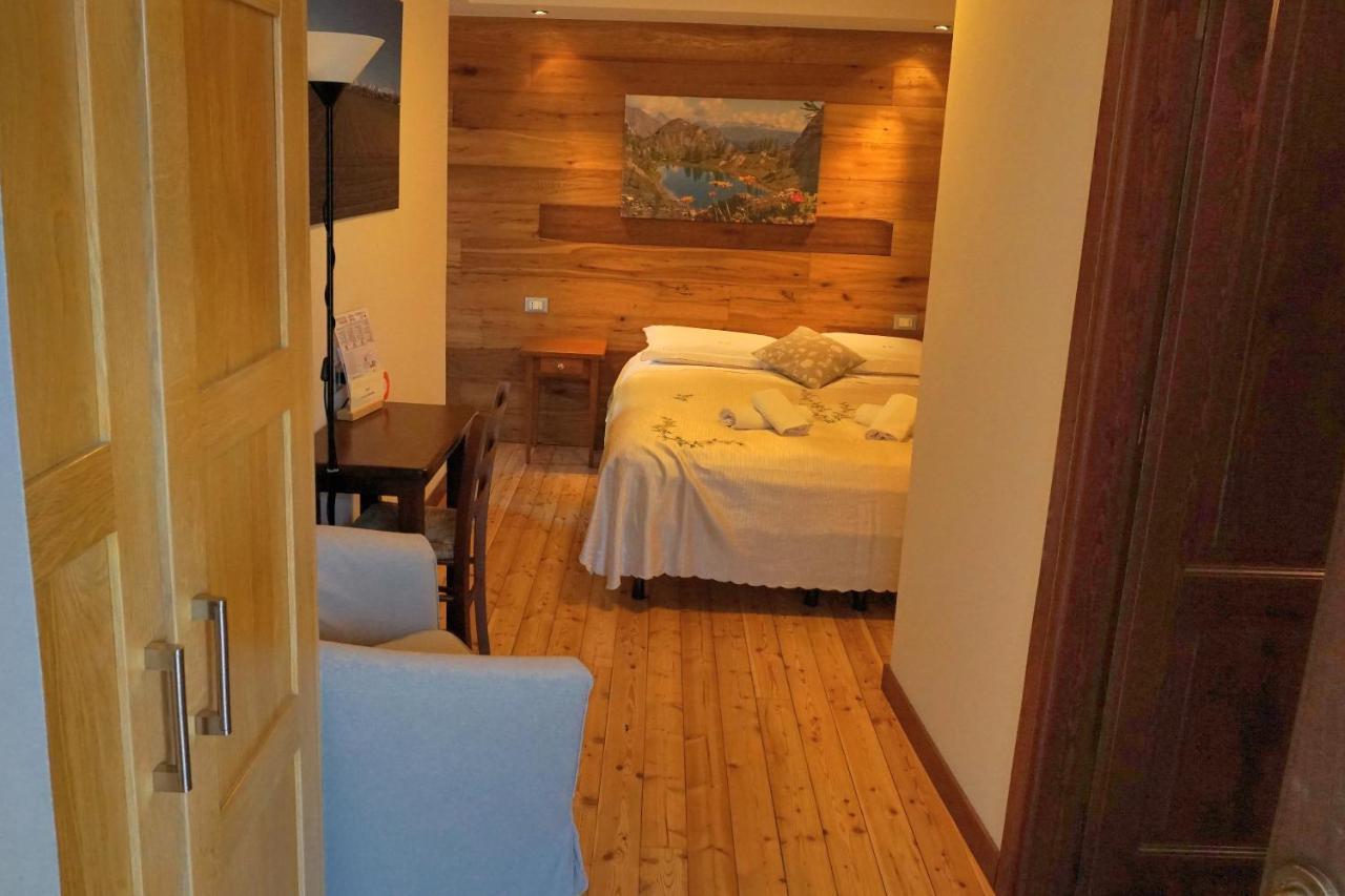 Pensione Albergo Diffuso Ceaglio Valle Maira Marmora Exterior foto